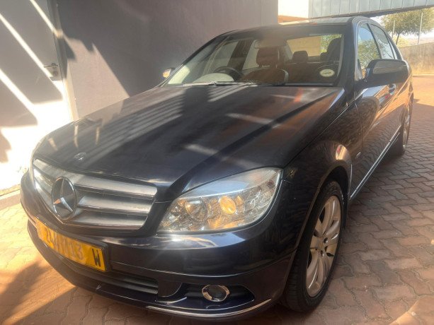 for-sale-mercedes-benz-c350-dark-blue-122000-km-big-1